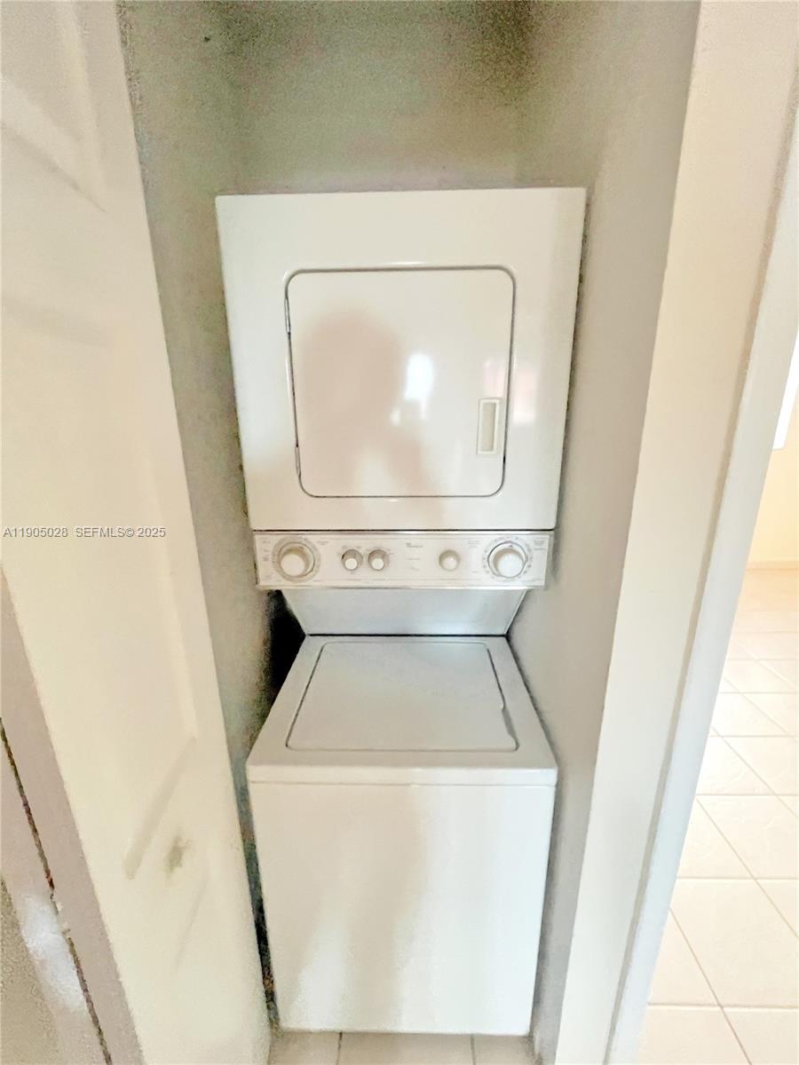 5712 W 25th Ct # 5712