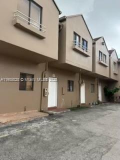 5712 W 25th Ct # 5712