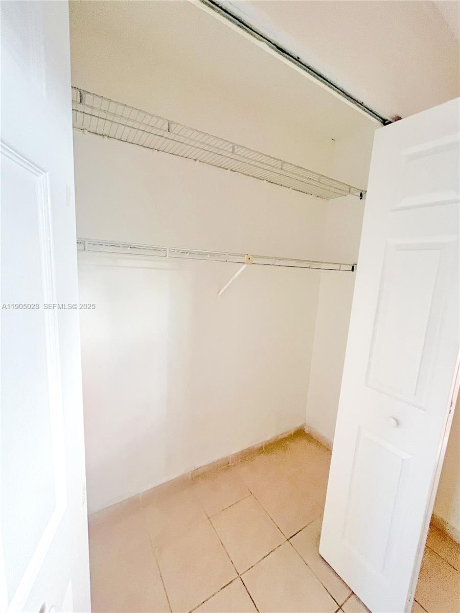 5712 W 25th Ct # 5712