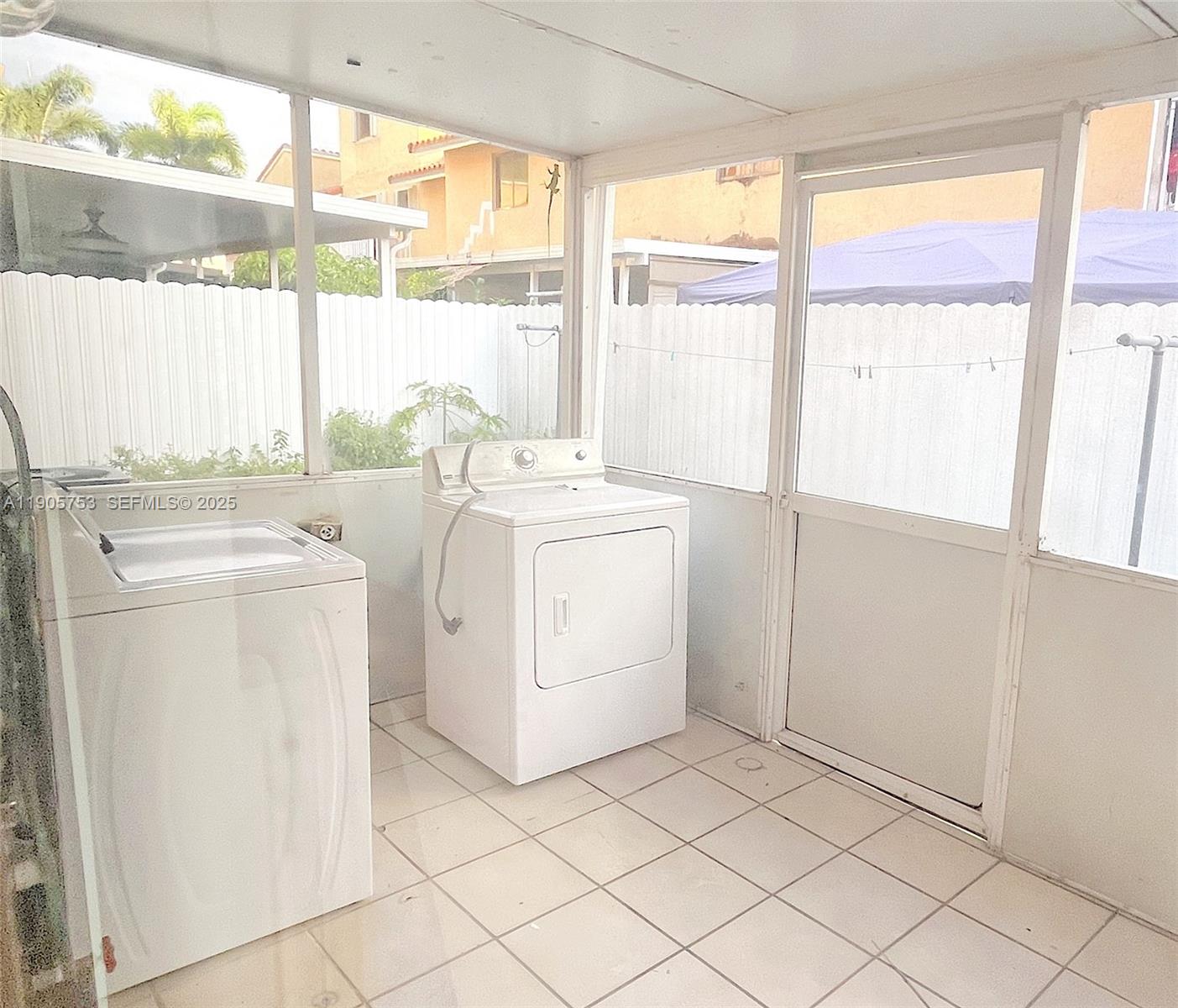 2740 W 63rd St # 104