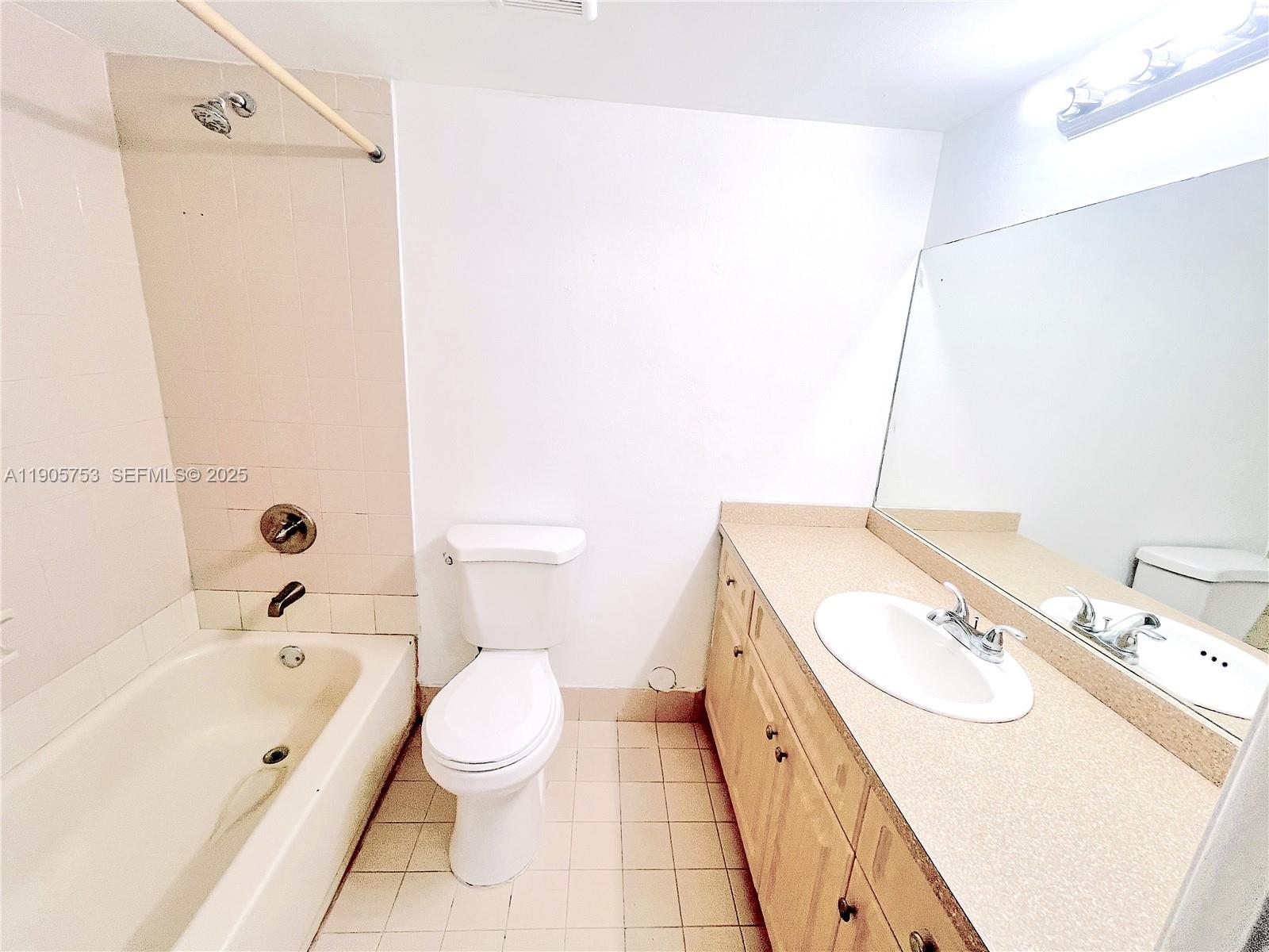 2740 W 63rd St # 104