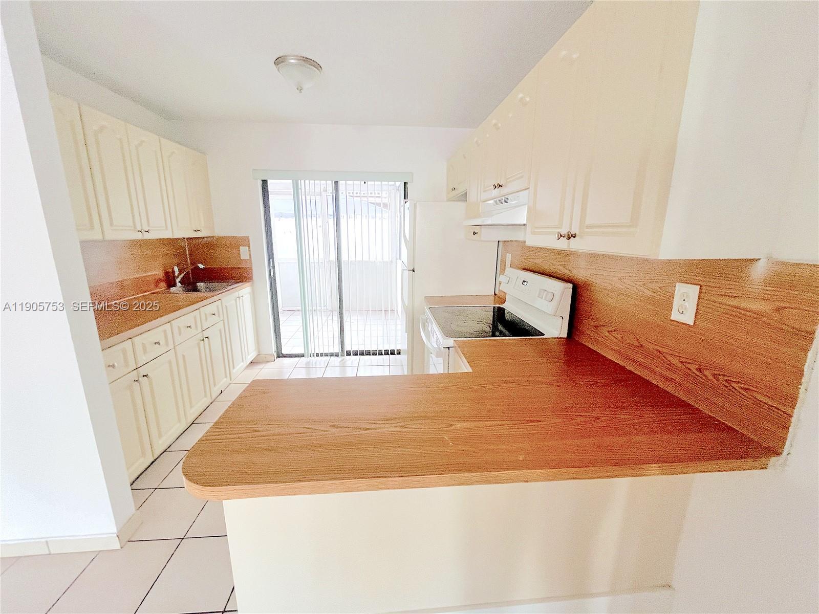 2740 W 63rd St # 104