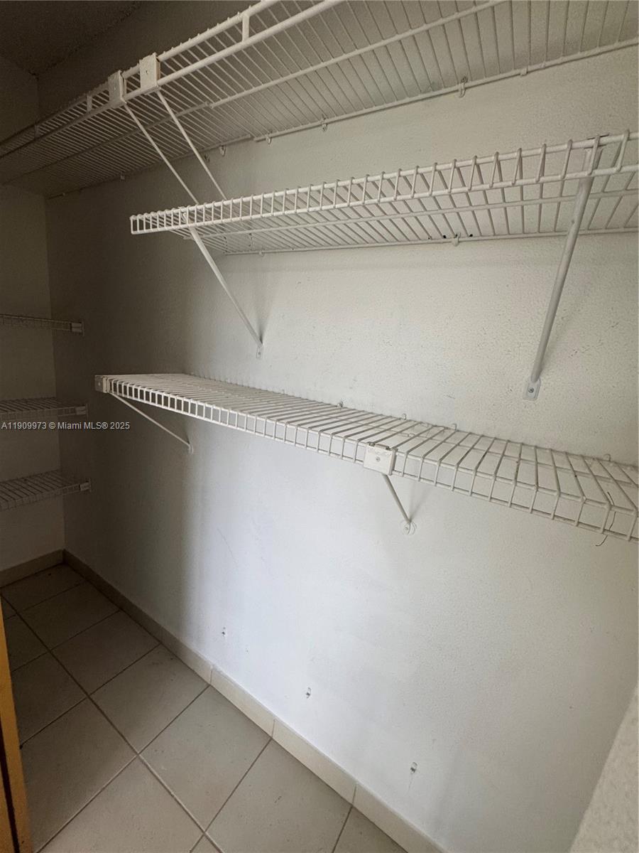 20120 NE 2nd Ave # W27