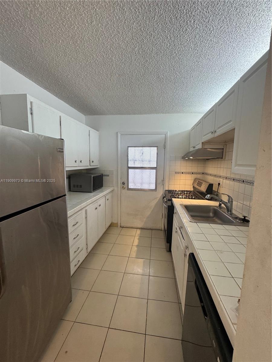 20120 NE 2nd Ave # W27