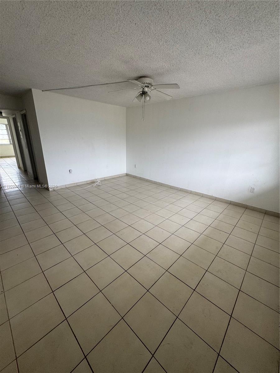 20120 NE 2nd Ave # W27