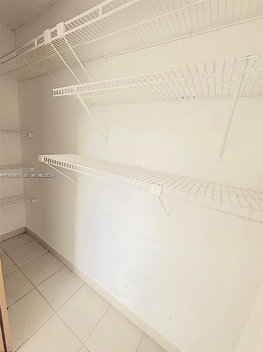 20120 NE 2nd Ave # W27