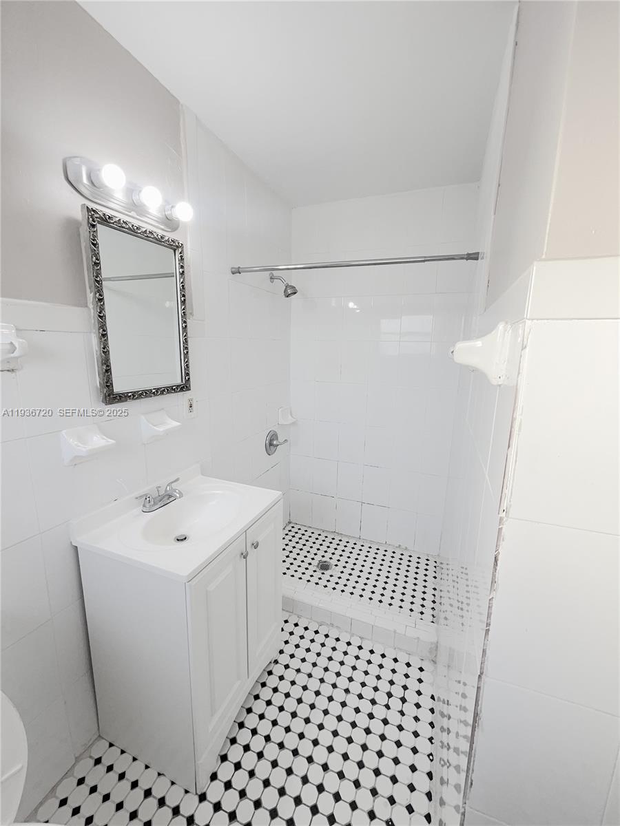 20500 NW 28th Ave. # B