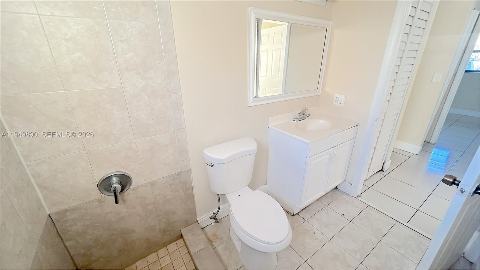 5461 W 24th Ave # 18