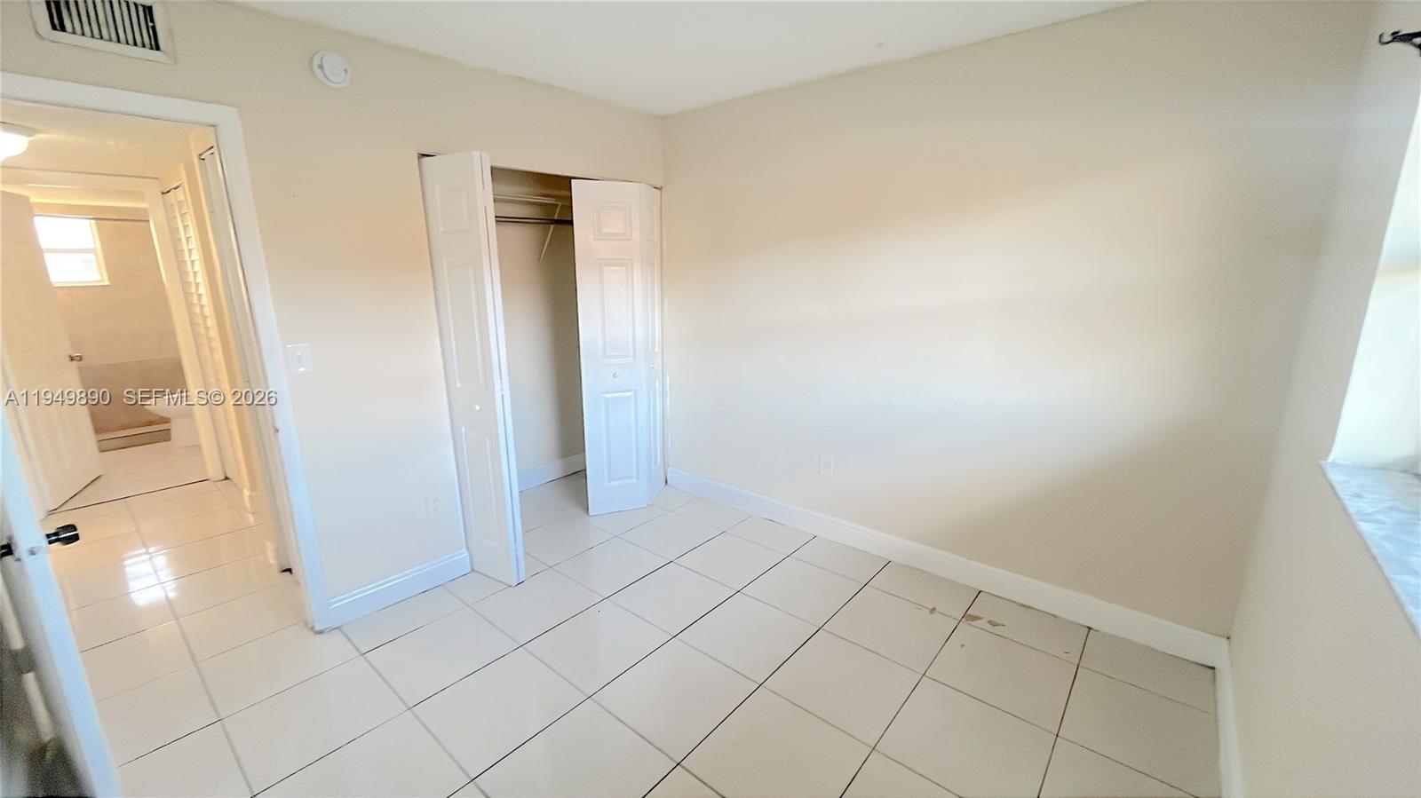 5461 W 24th Ave # 18