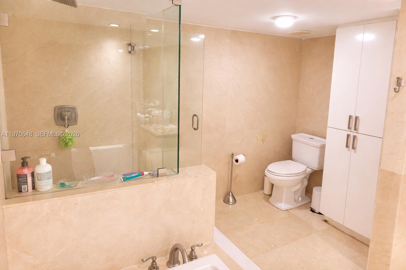 1717 N Bayshore Dr # 3334