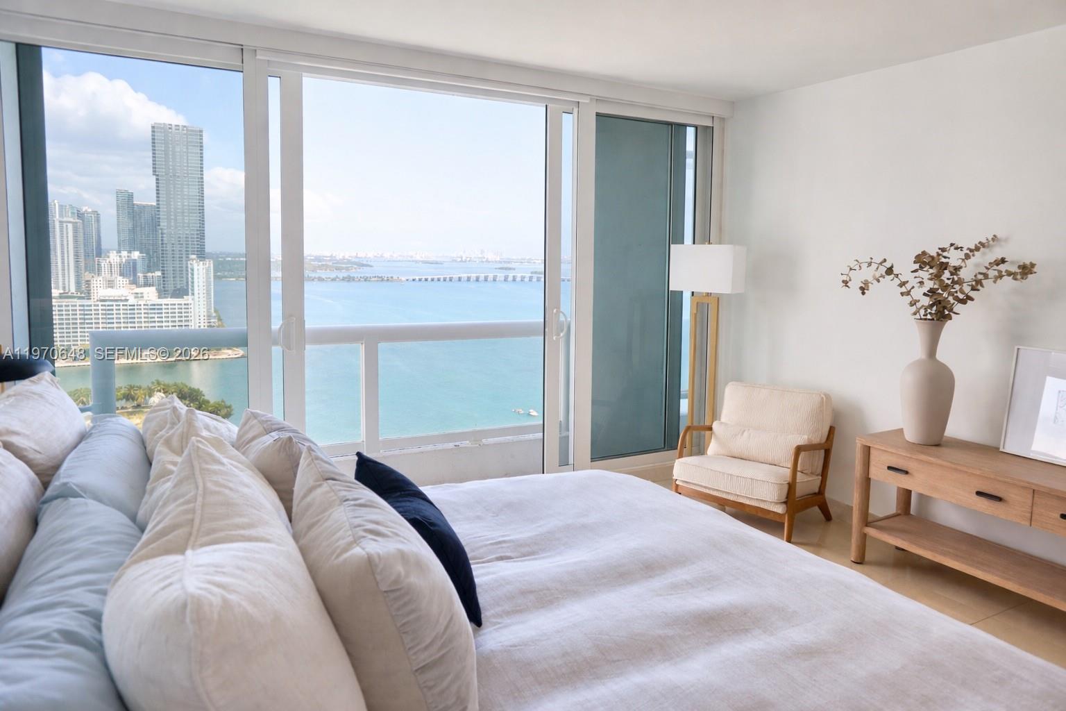 1717 N Bayshore Dr # 3334