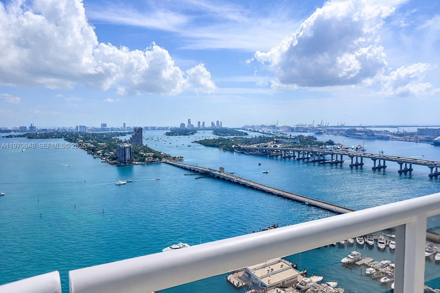 1717 N Bayshore Dr # 3334