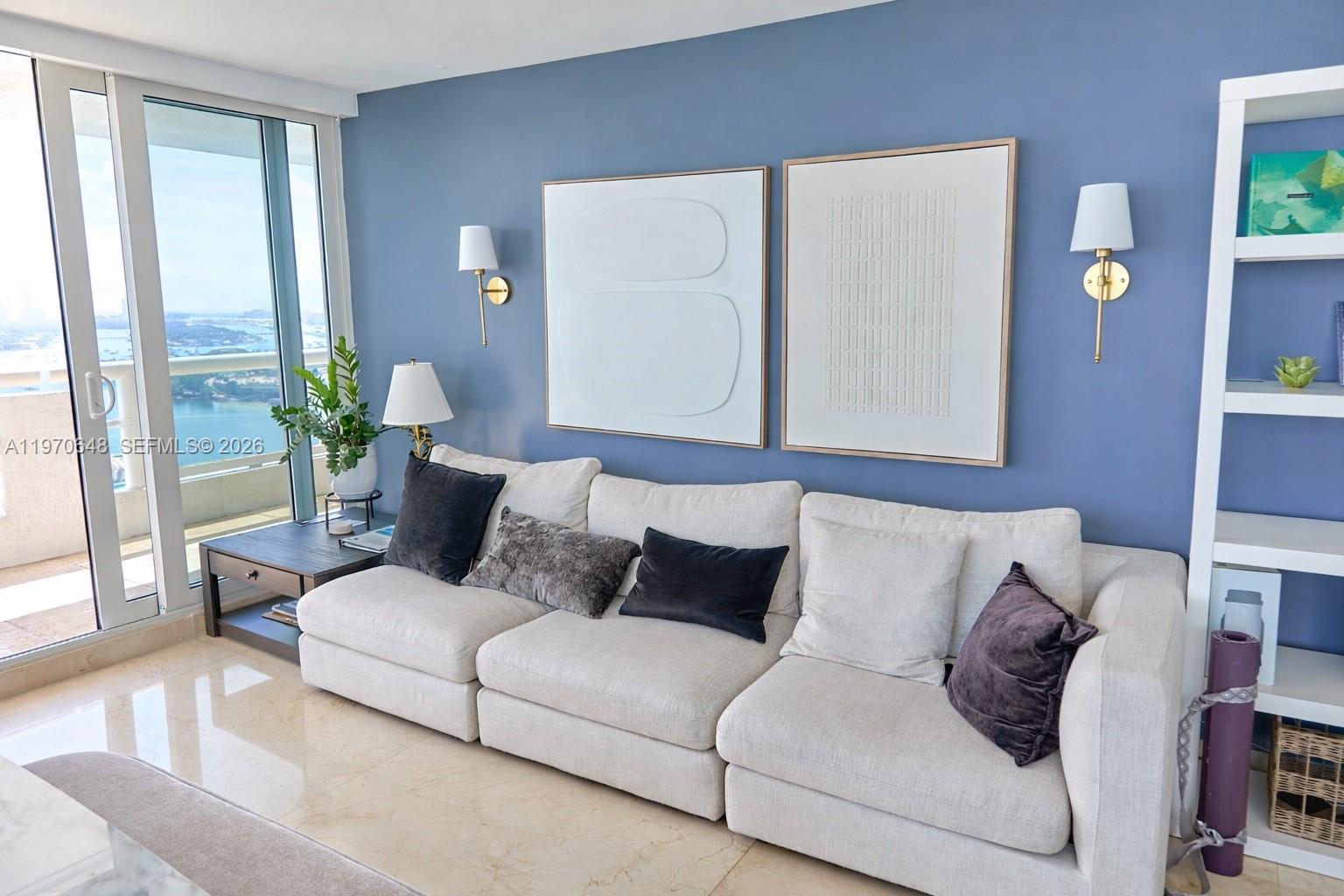 1717 N Bayshore Dr # 3334