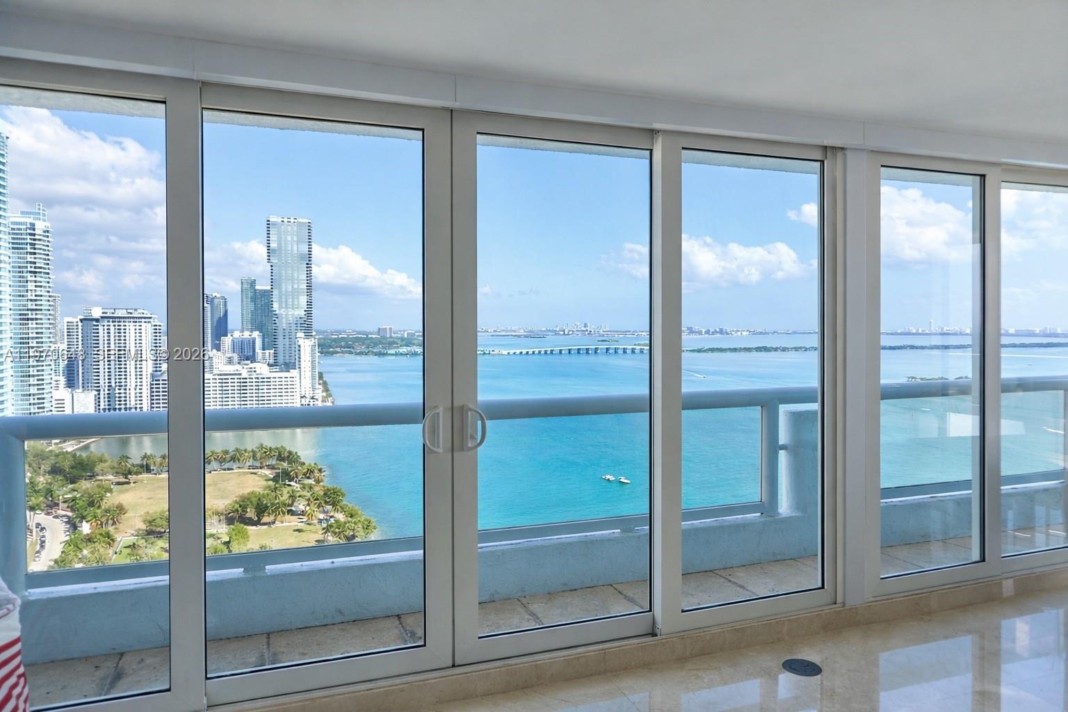 1717 N Bayshore Dr # 3334