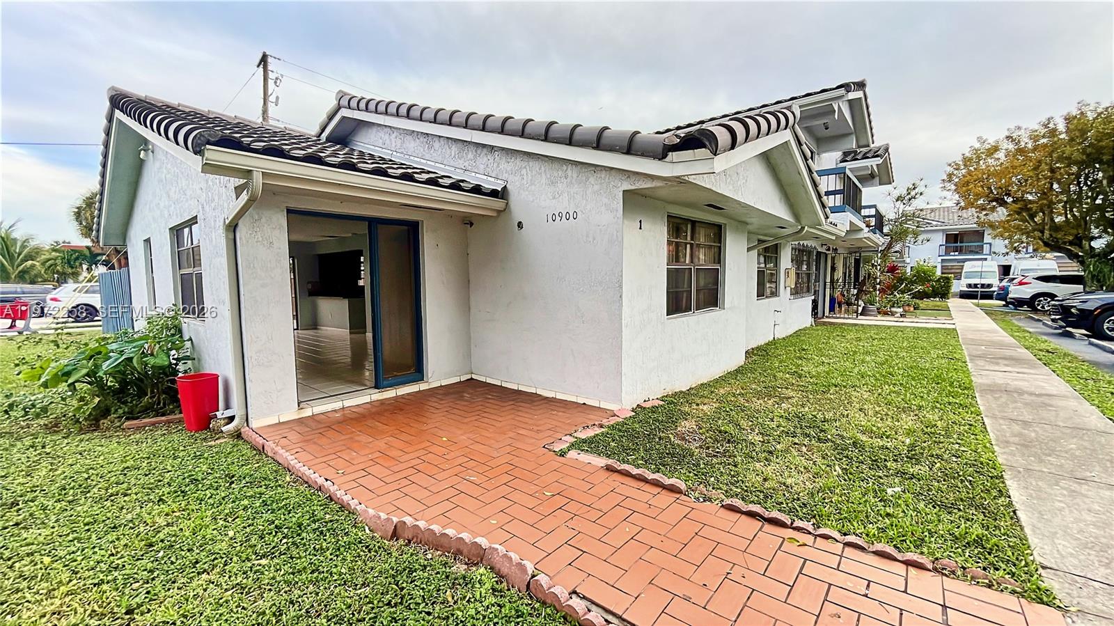 10900 NW 7th St # 101