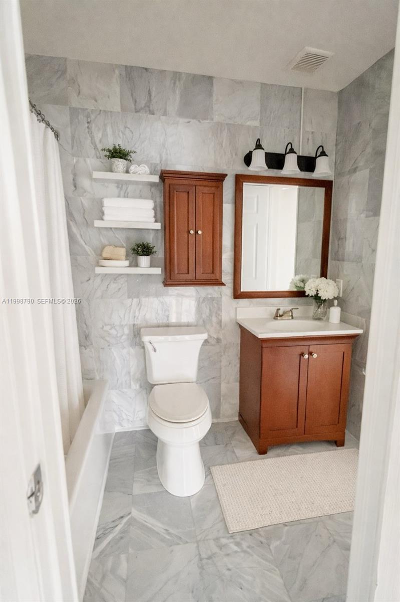 1283 W 51st Place # 12