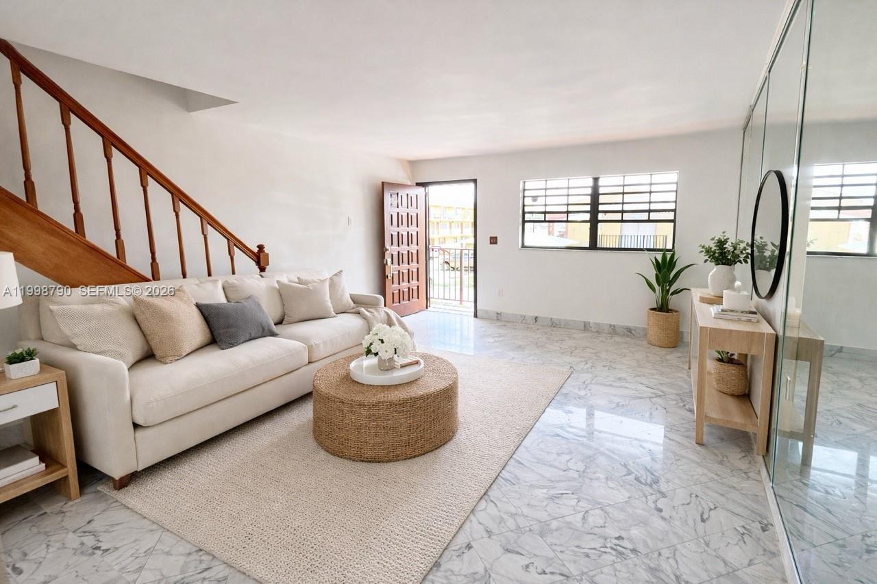 1283 W 51st Place # 12