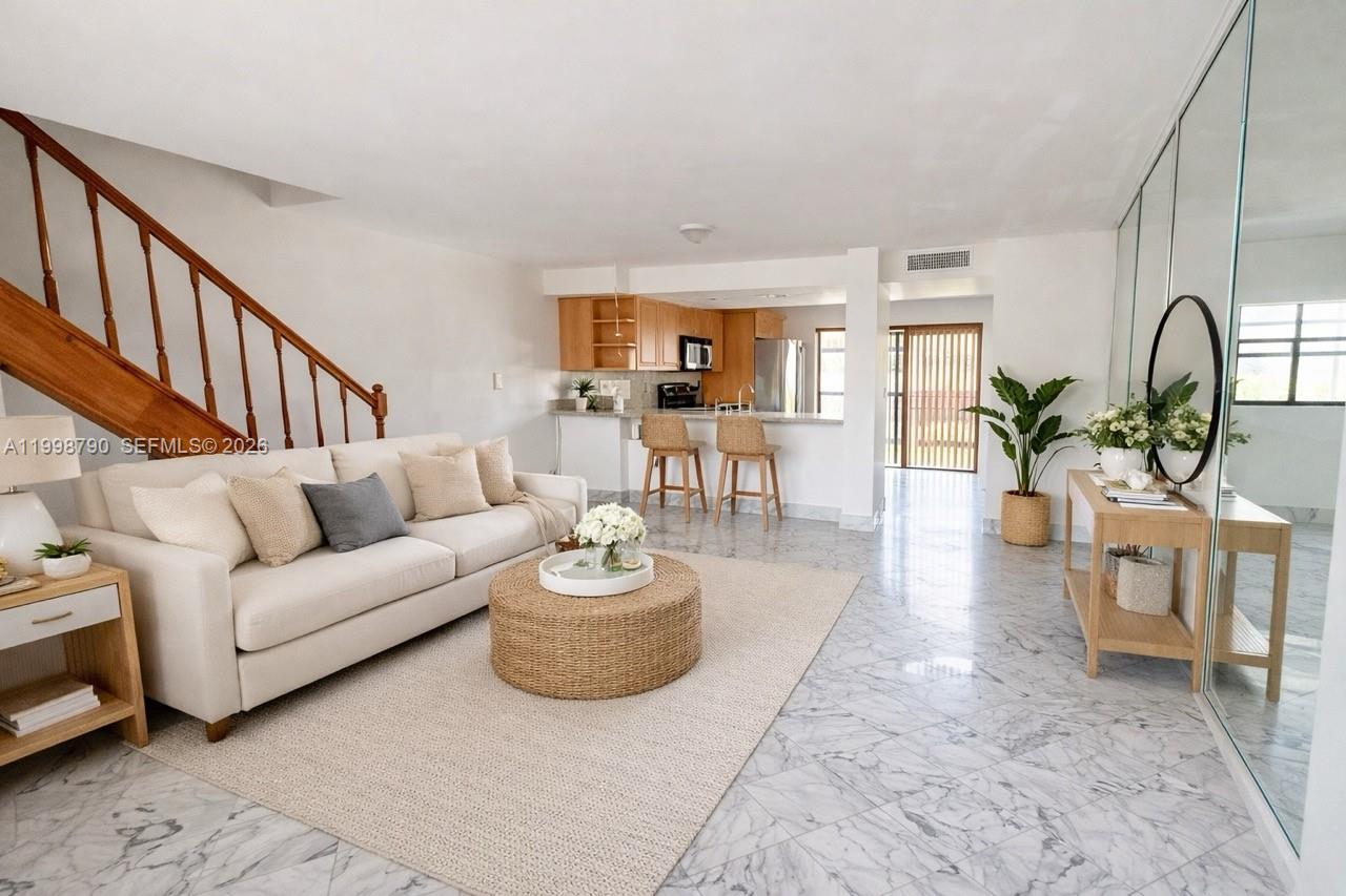 1283 W 51st Place # 12