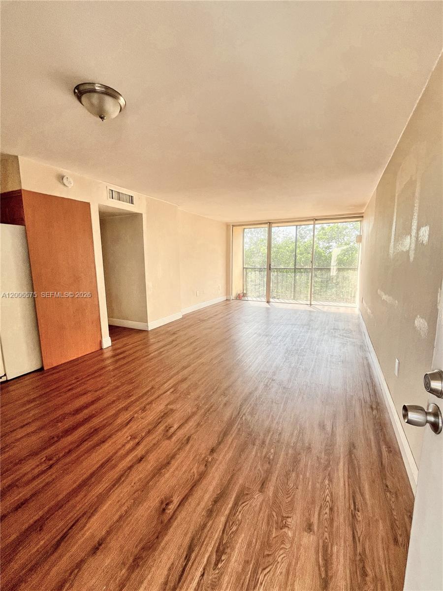 8870 Fontainebleau Blvd # 409