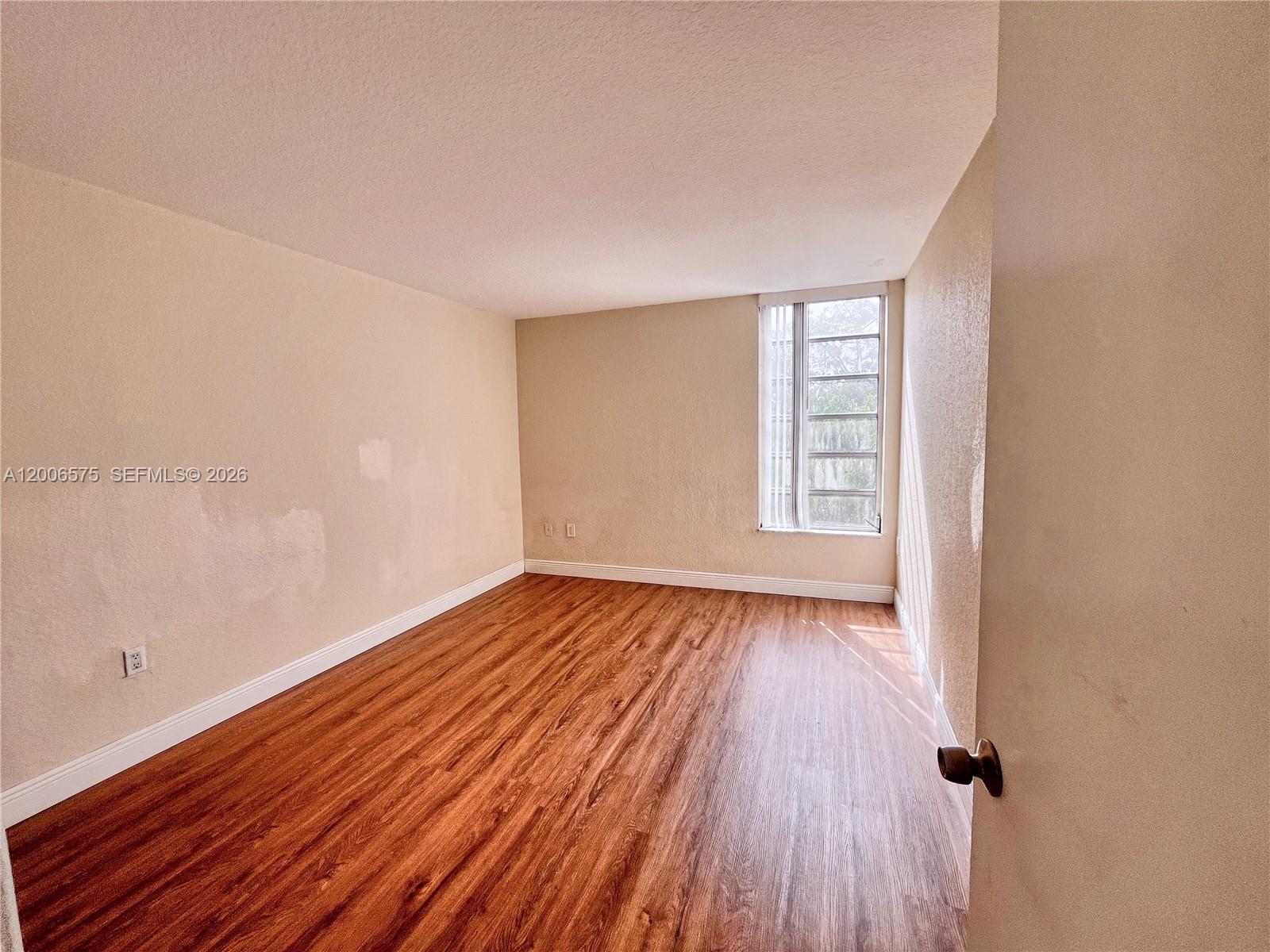 8870 Fontainebleau Blvd # 409