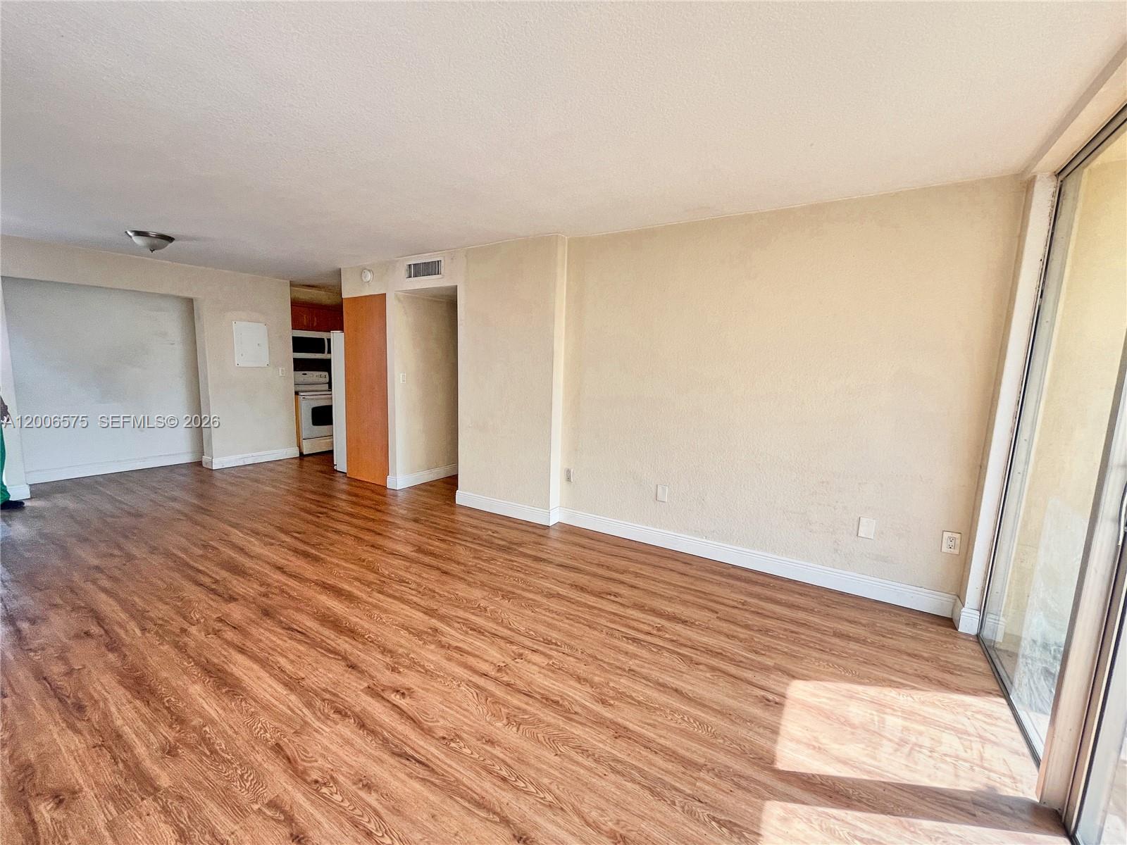 8870 Fontainebleau Blvd # 409