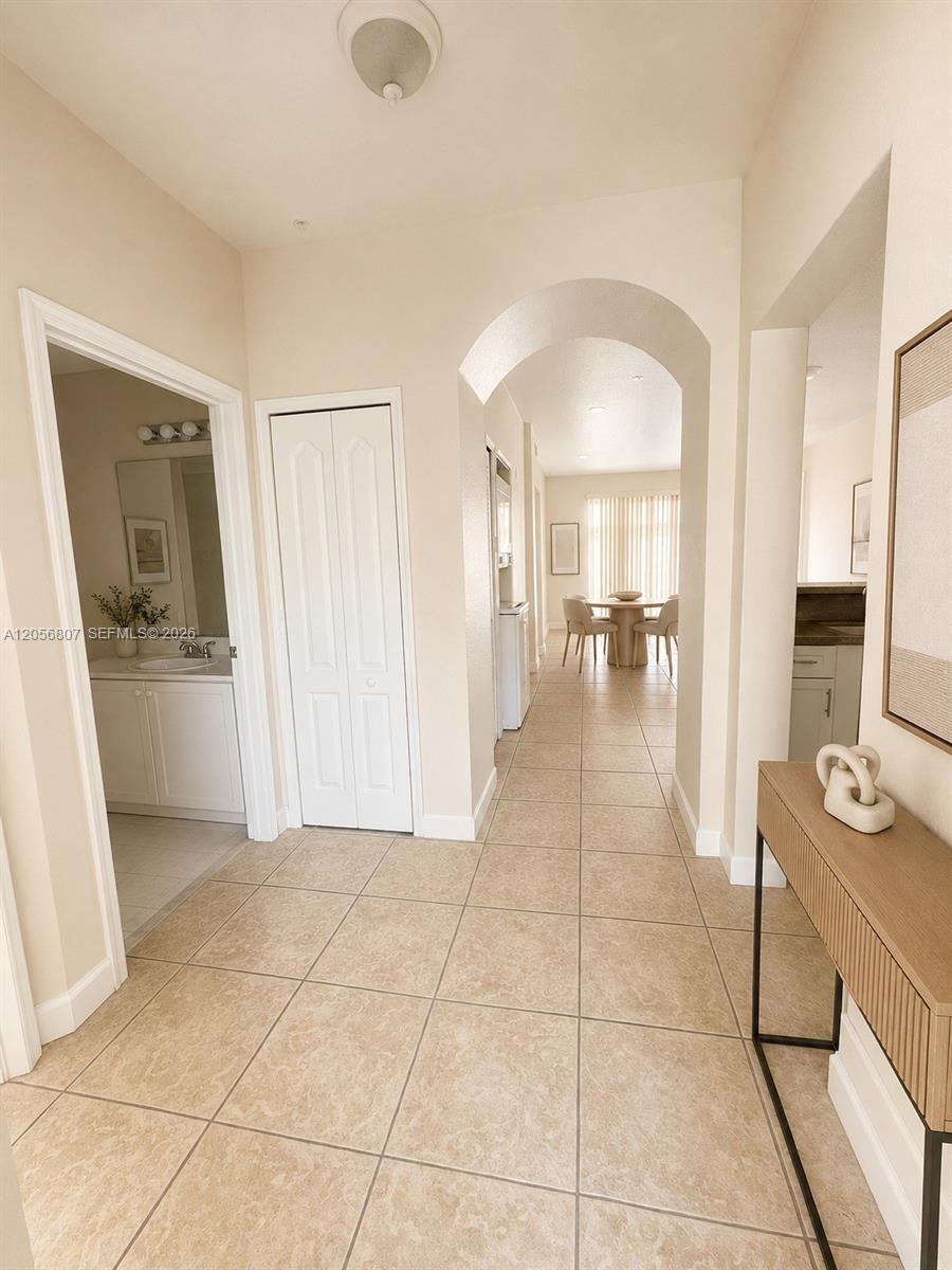 17650 NW 73rd Ave # 18 Unit: 104-18