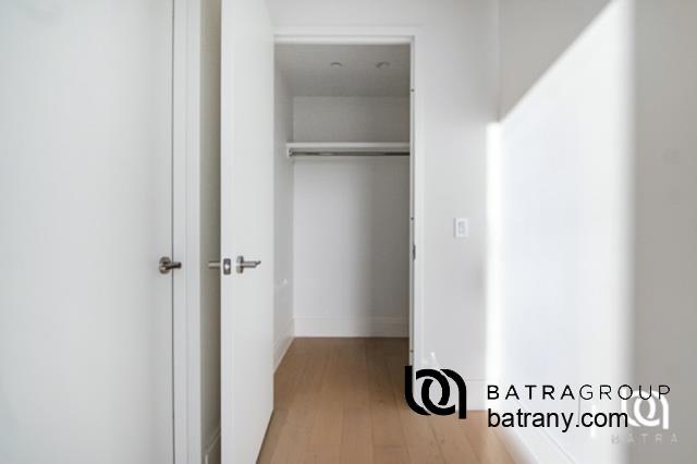 30-55 Vernon Boulevard 8-E