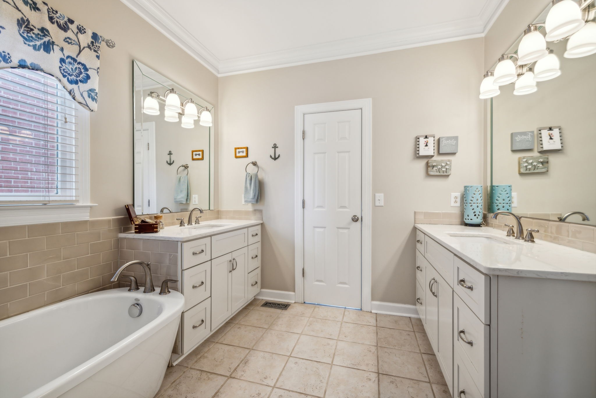 529 Forrest Park Cir