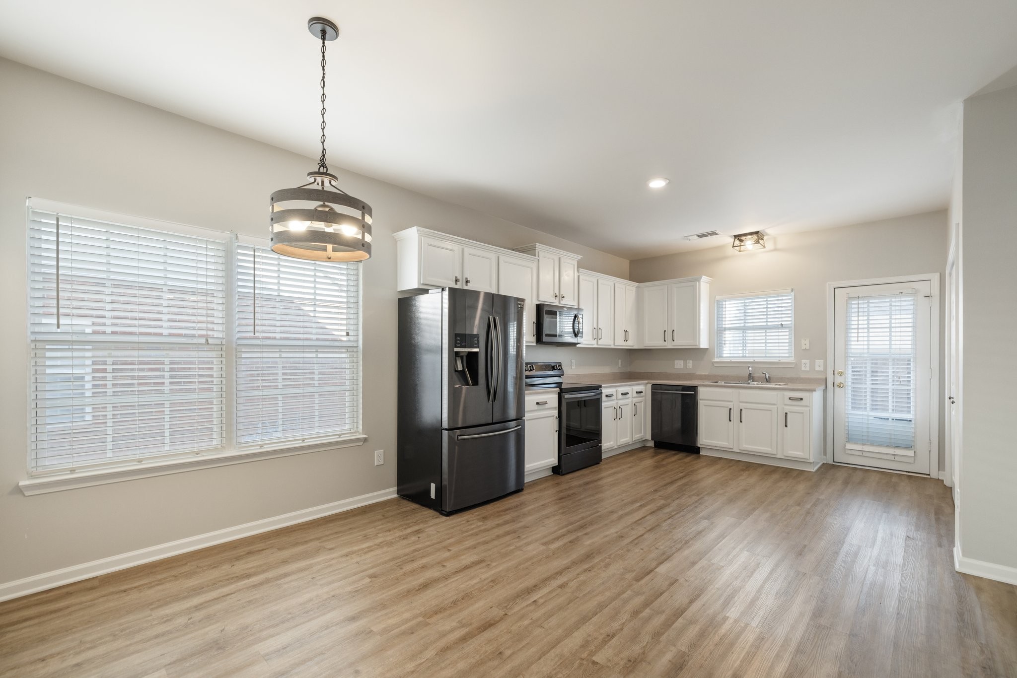 1101 Downs Blvd Unit: 86