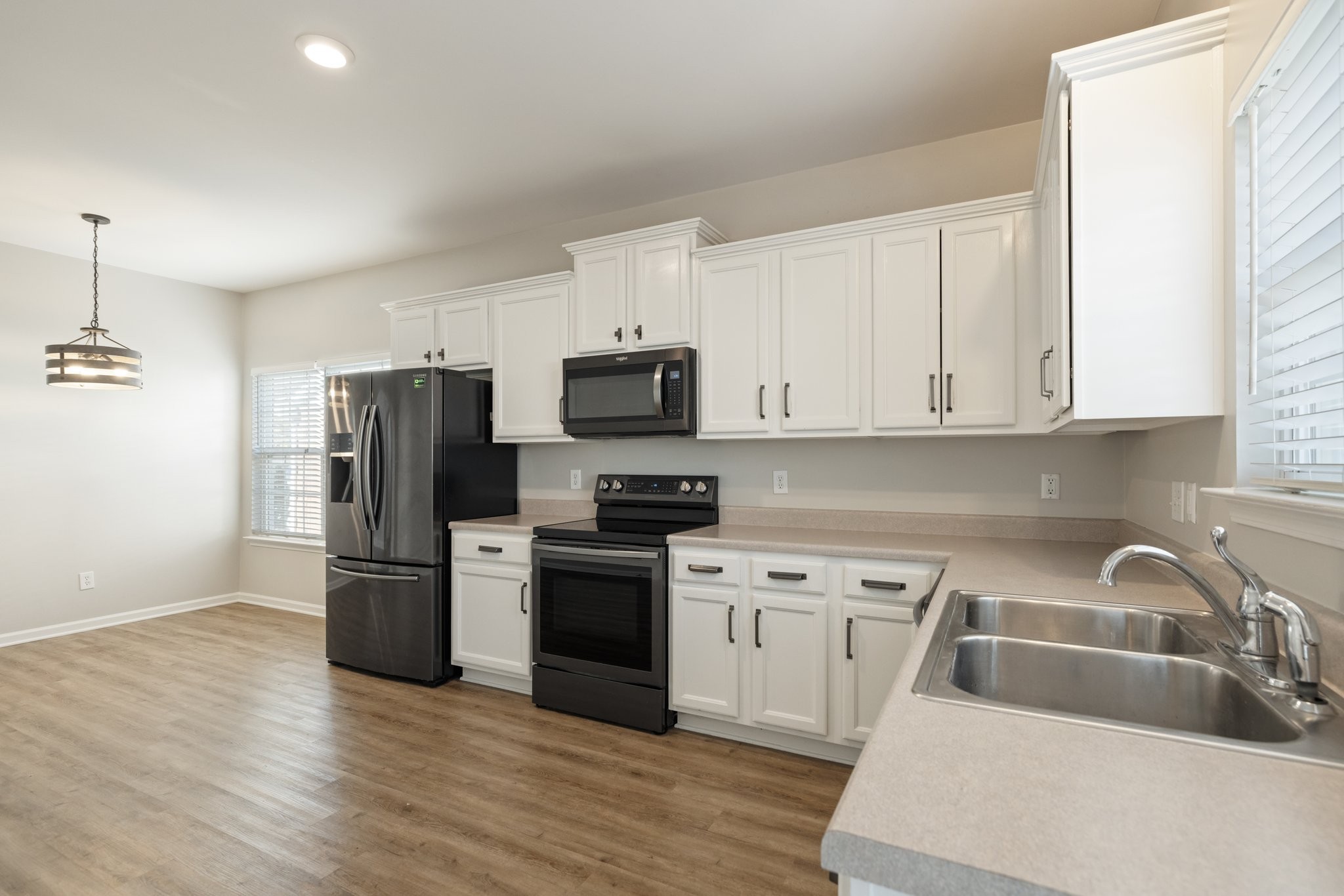 1101 Downs Blvd Unit: 86