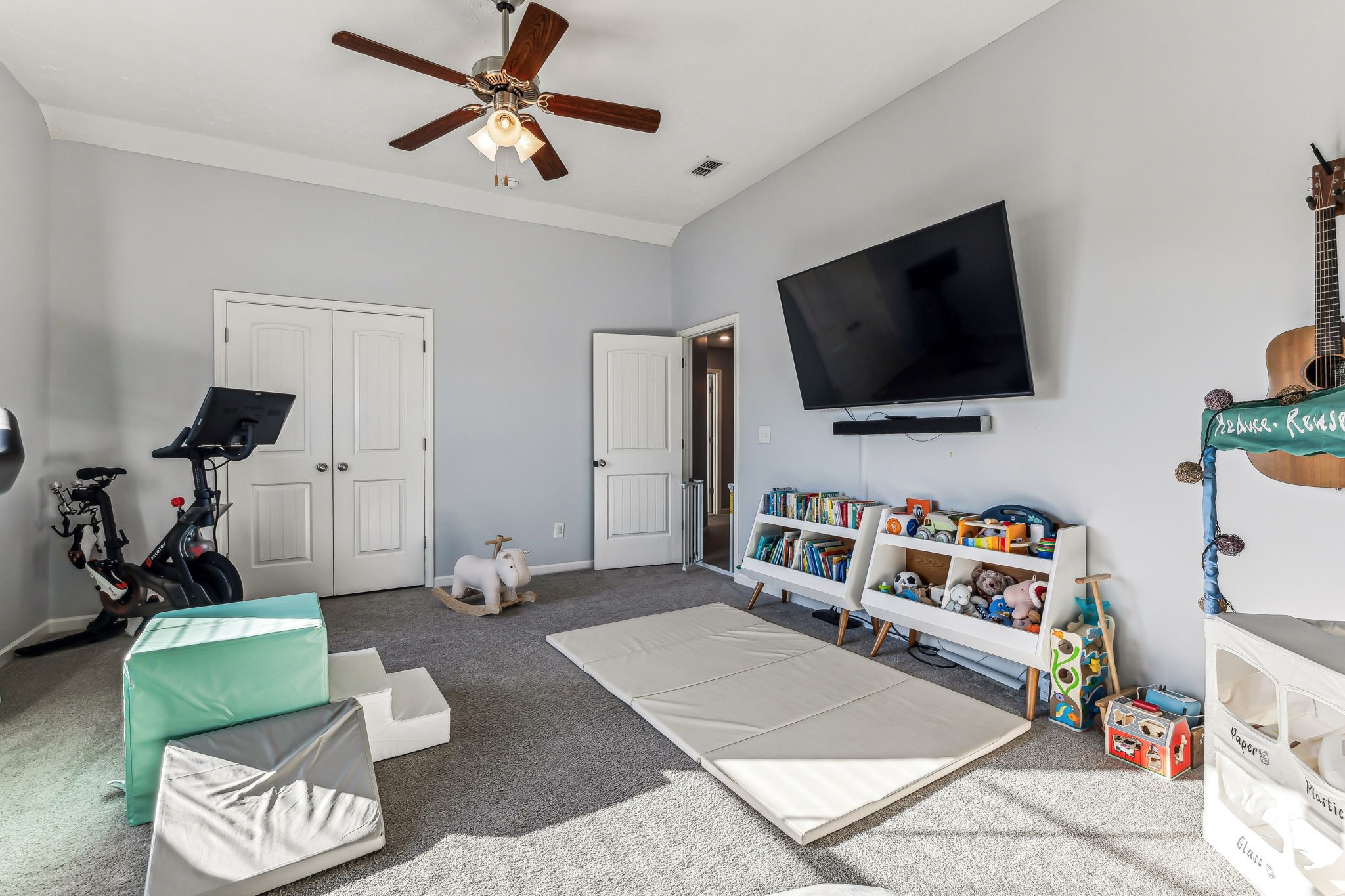 1341 Busiris Dr