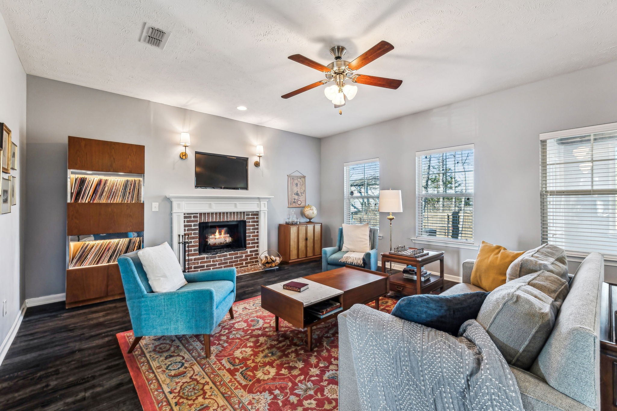1341 Busiris Dr