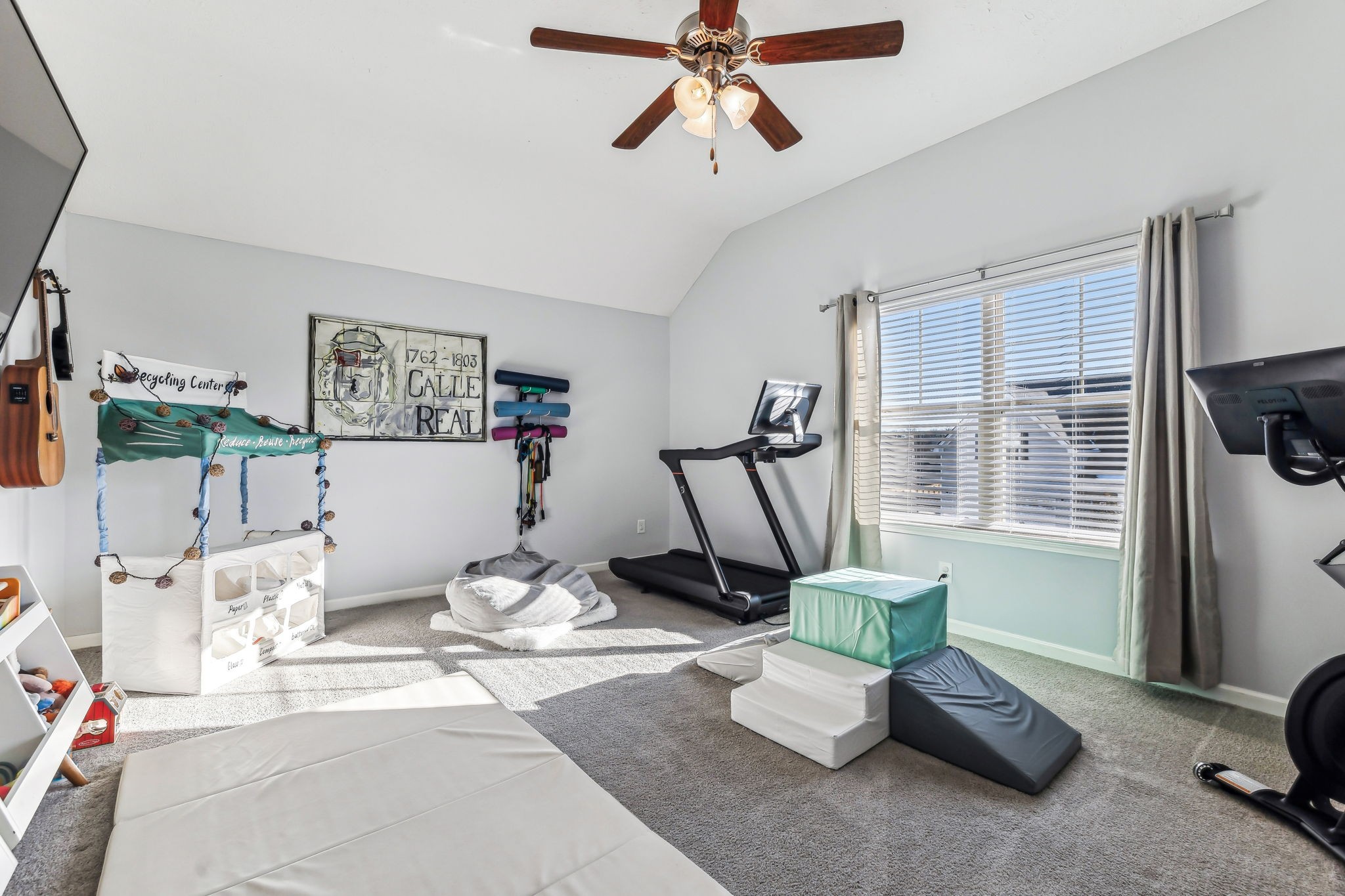 1341 Busiris Dr
