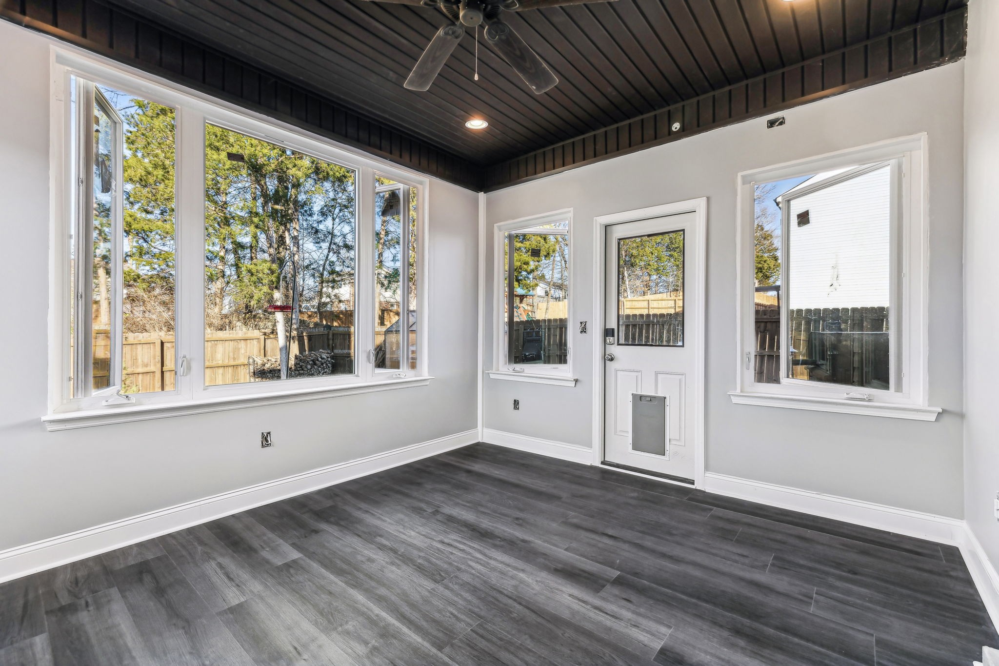 1341 Busiris Dr