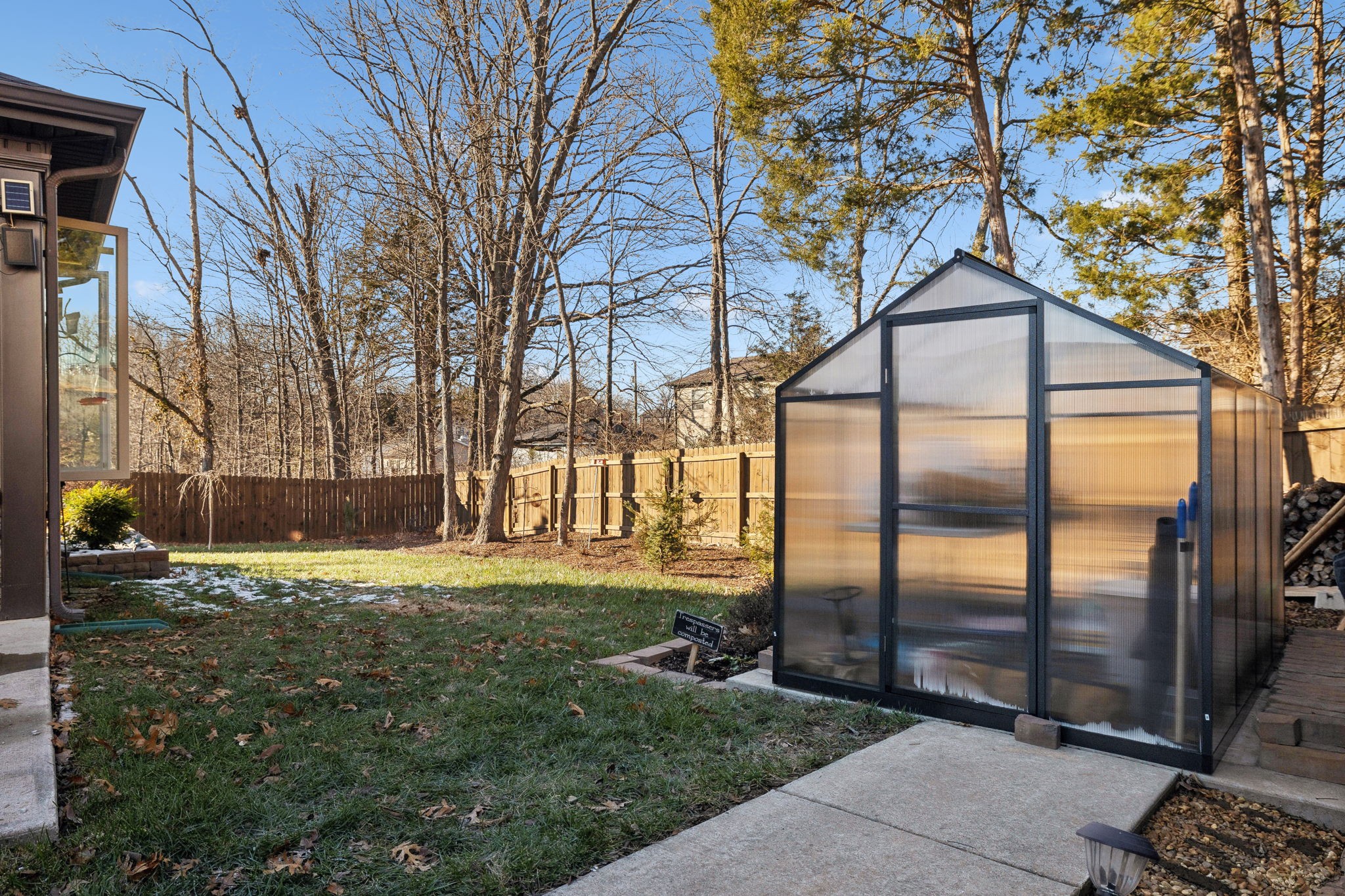 1341 Busiris Dr