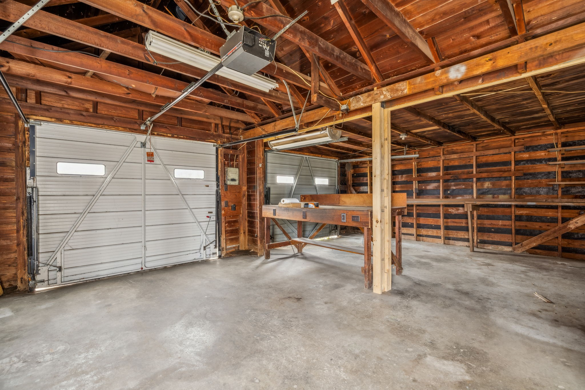 715 Hillsboro Rd