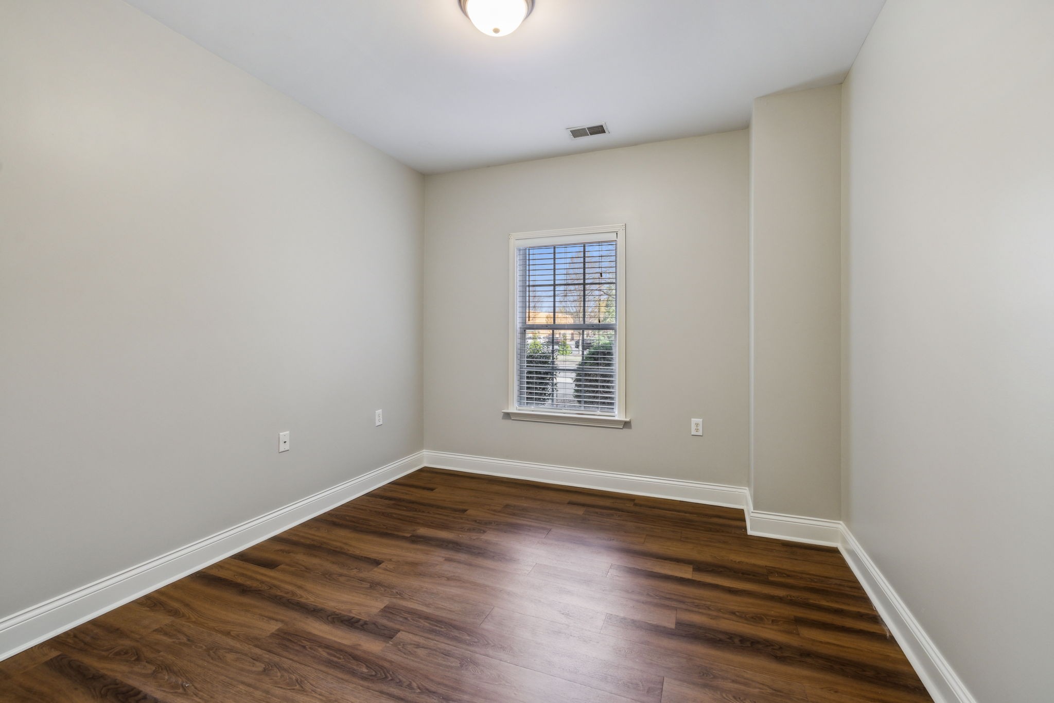 126 Prince William Ln