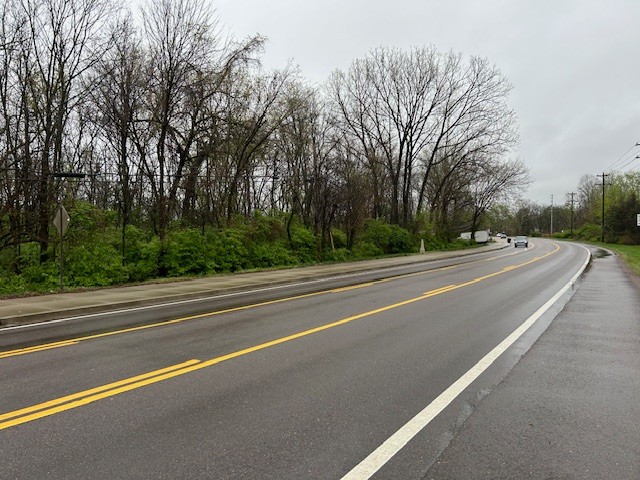 204 New Highway 96, W