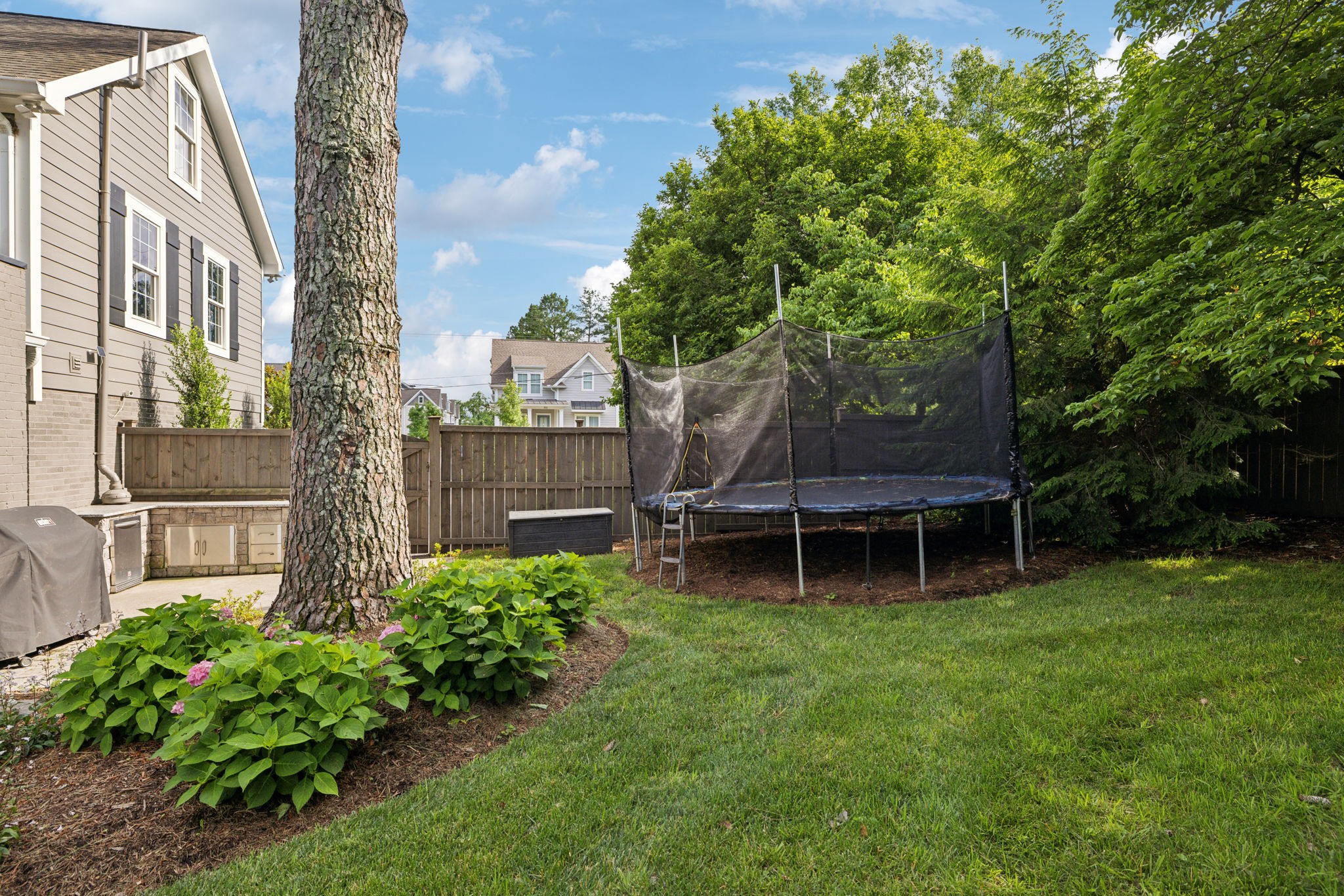 303 Avondale Dr