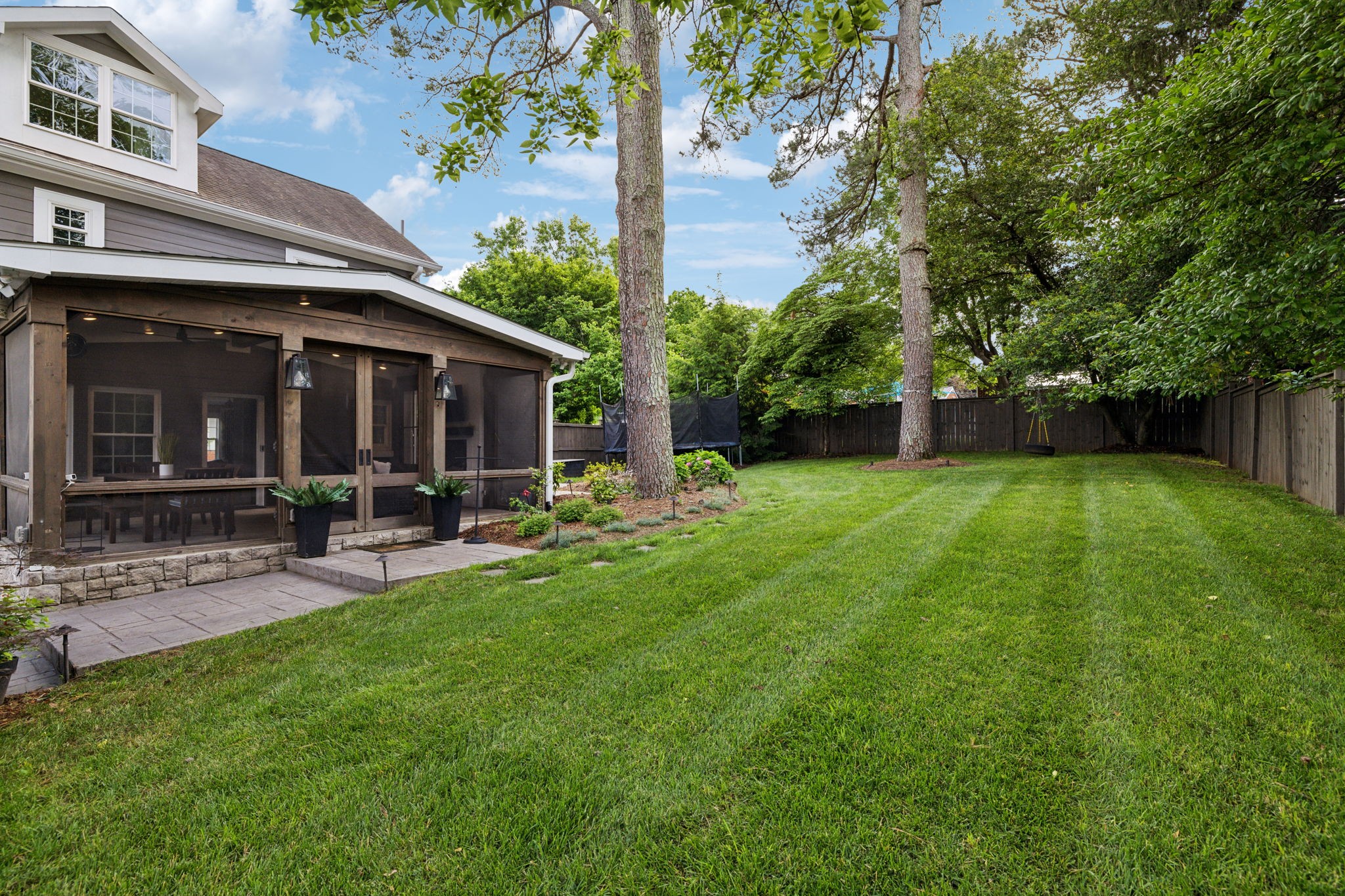303 Avondale Dr