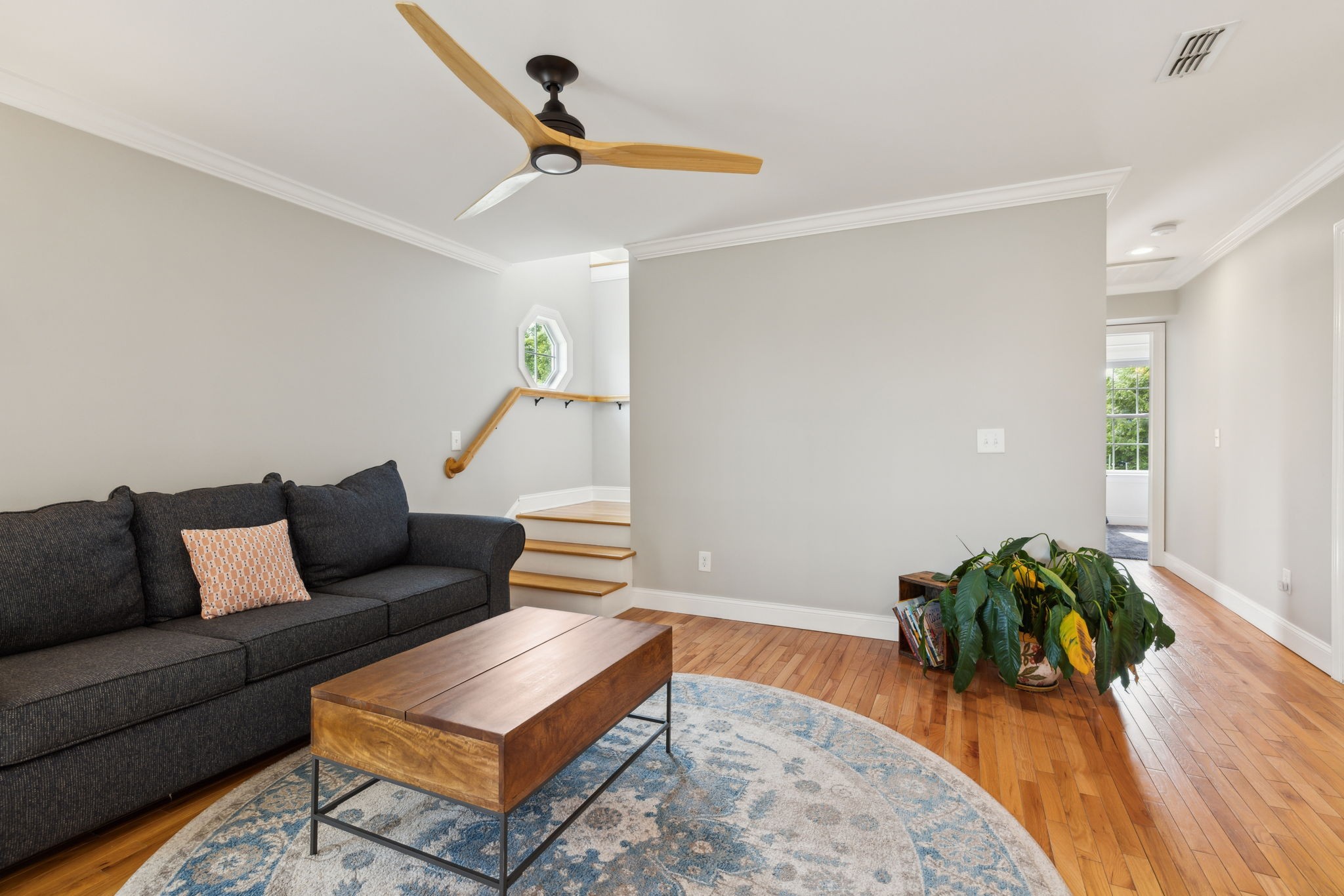 303 Avondale Dr