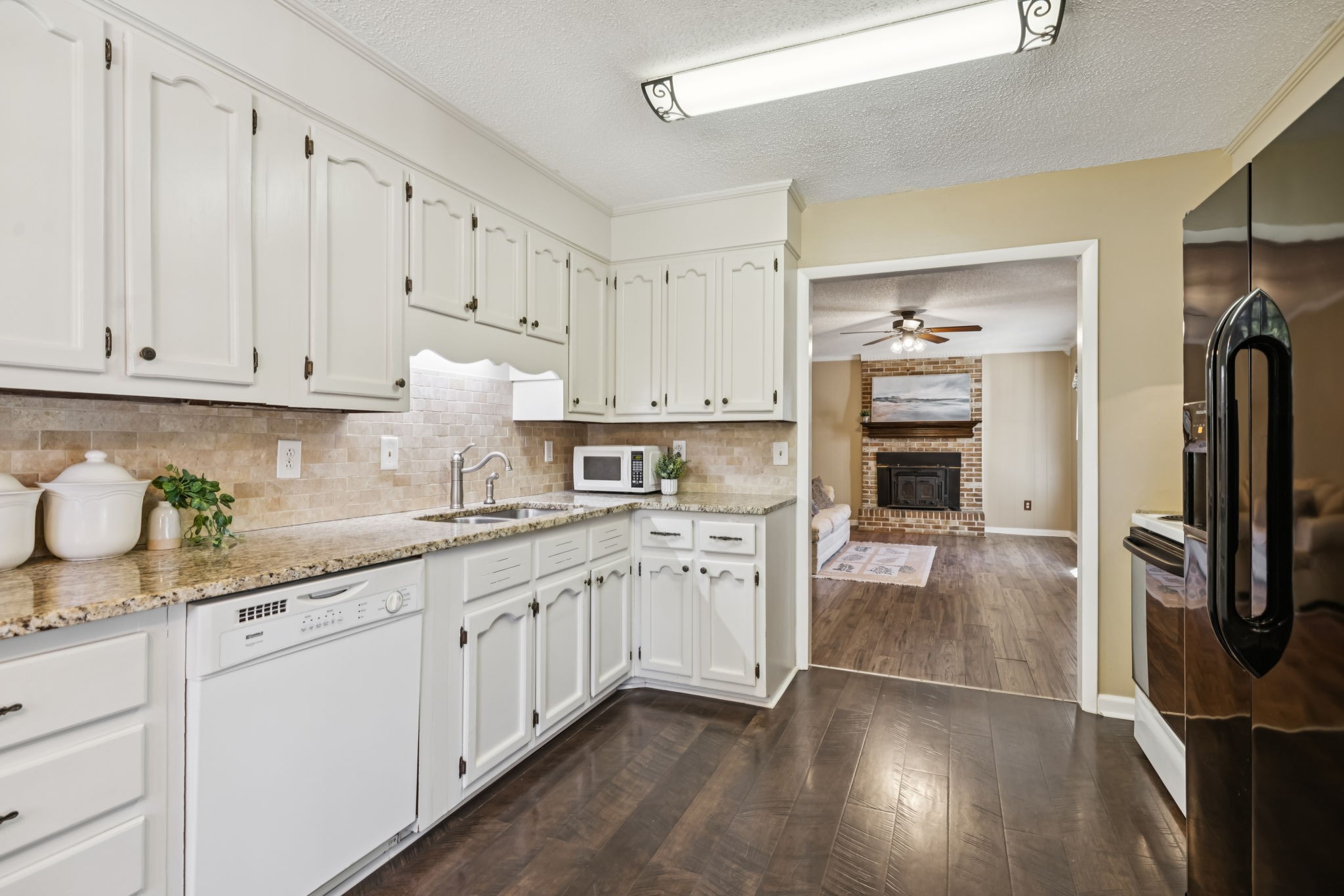 205 Bluegrass Dr