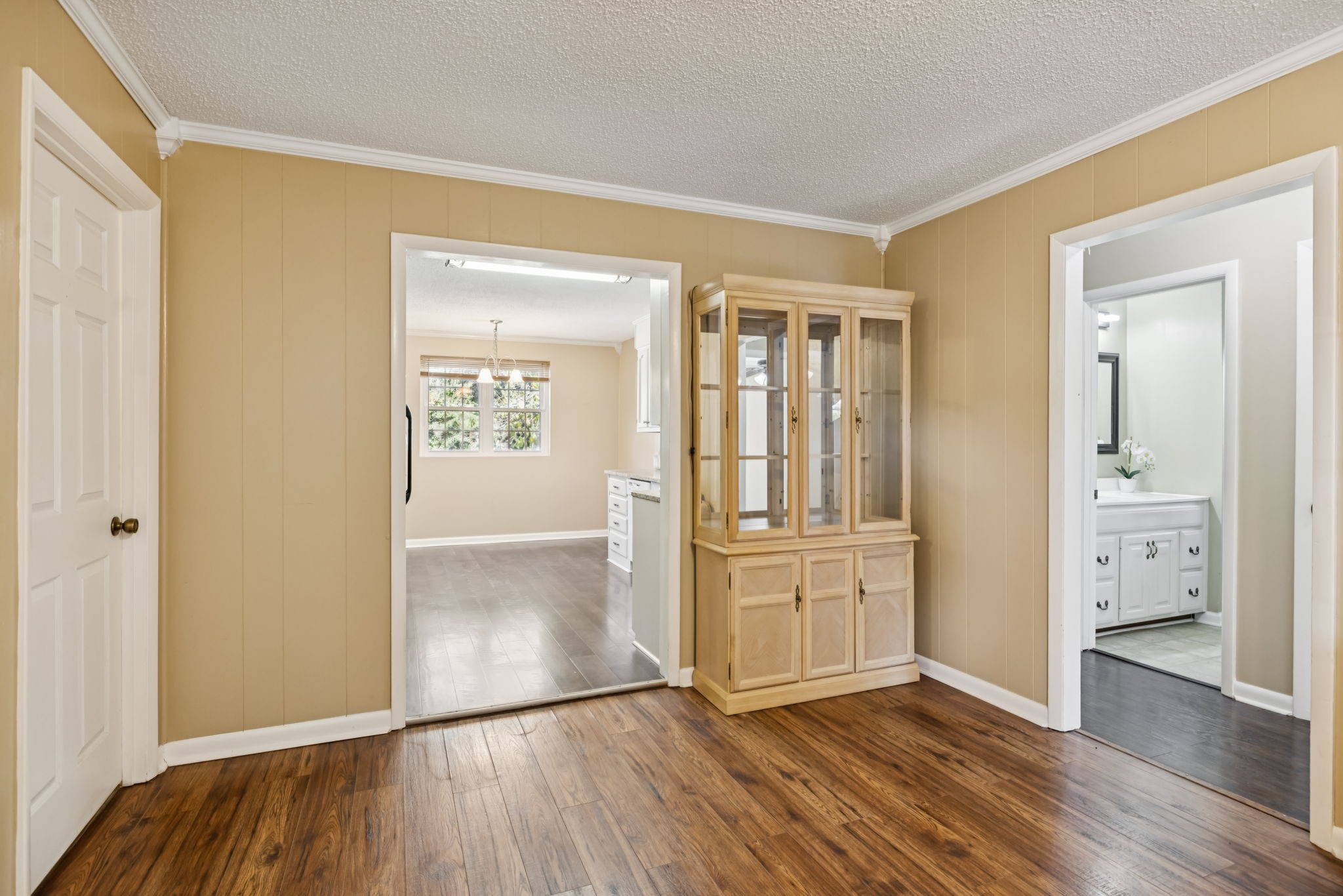 205 Bluegrass Dr