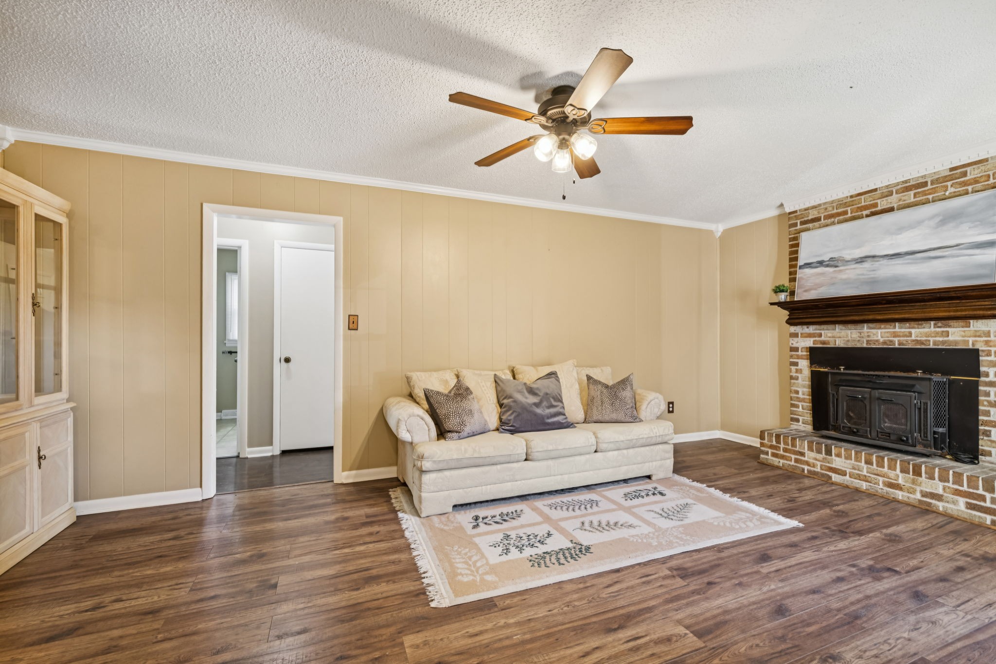 205 Bluegrass Dr