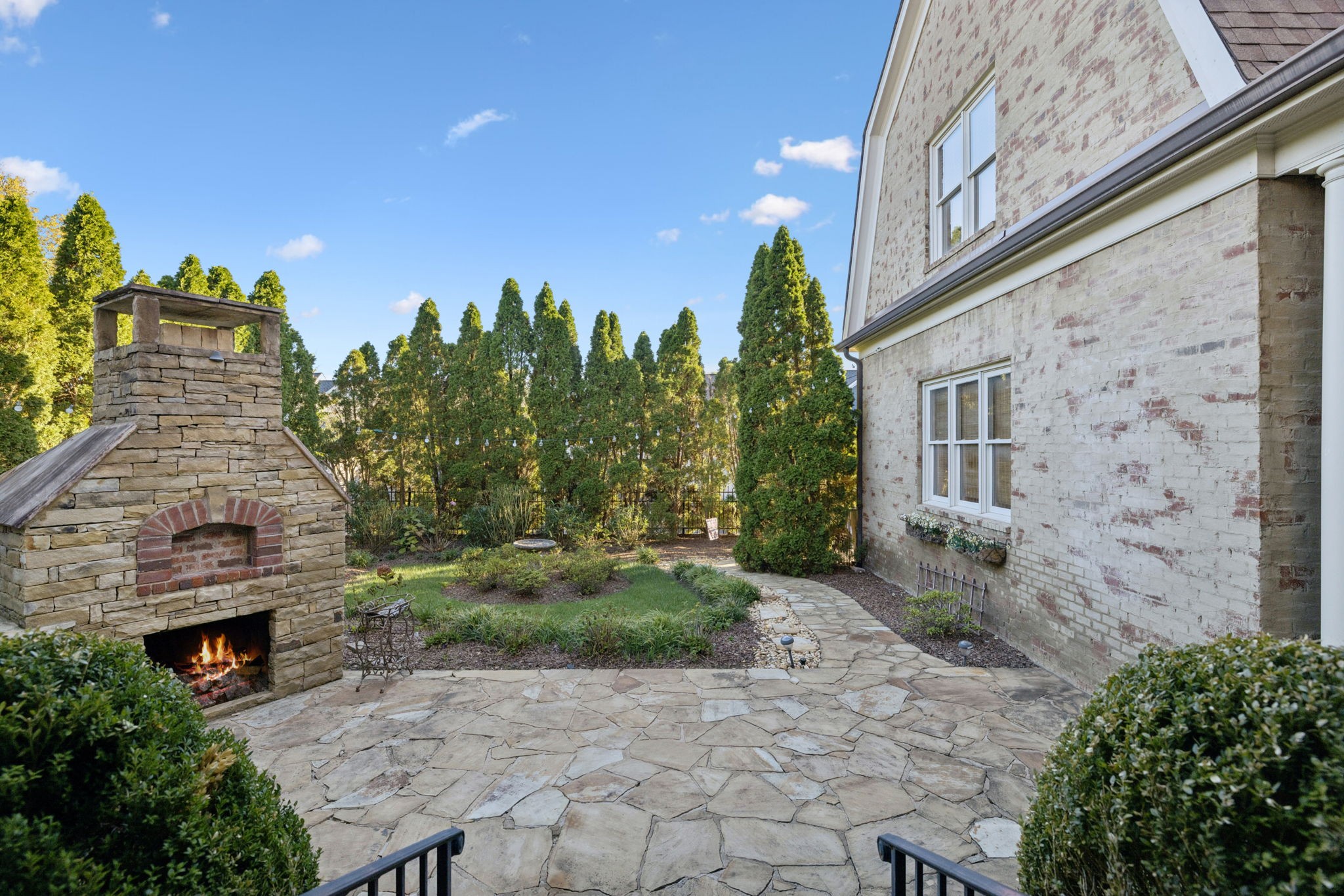 1627 Cooper Creek Ln