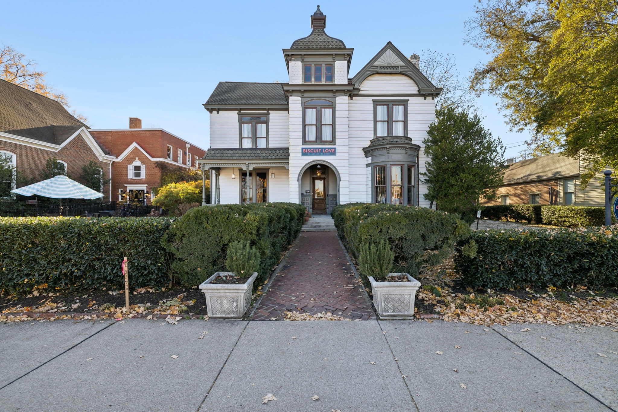 132 3rd Ave, S