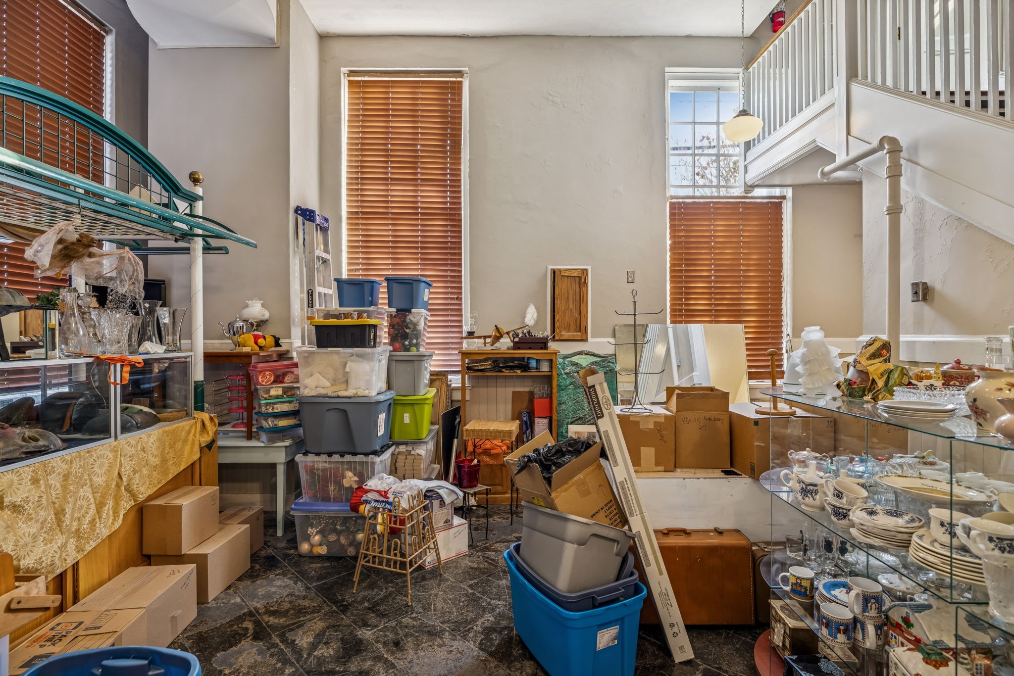 121 1st Ave, S
