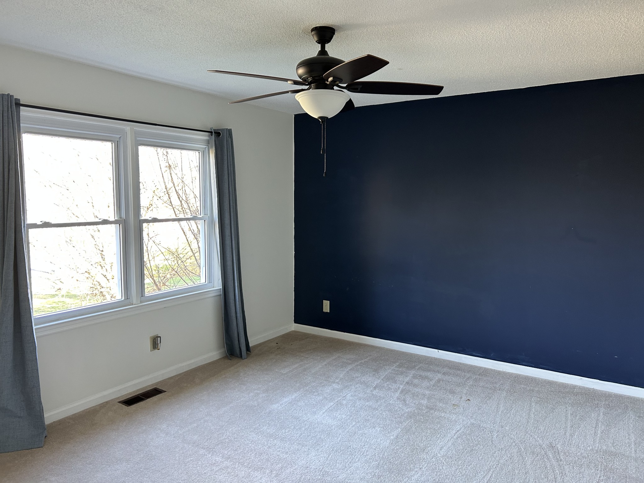 1137 Glenwood Dr