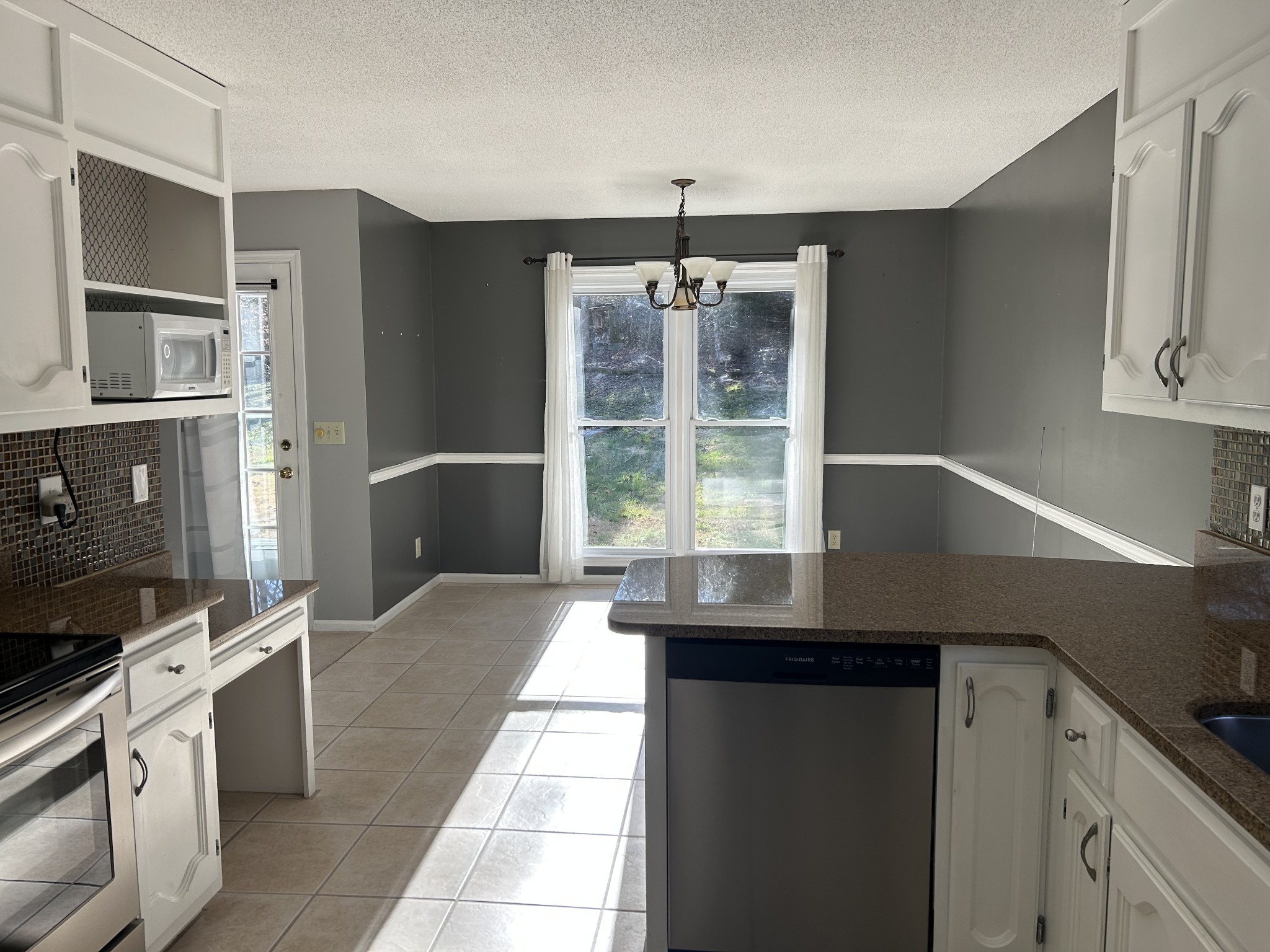 1137 Glenwood Dr
