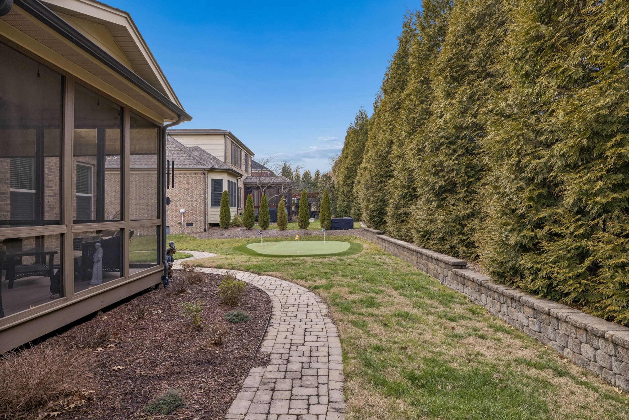 1516 Bledsoe Ln